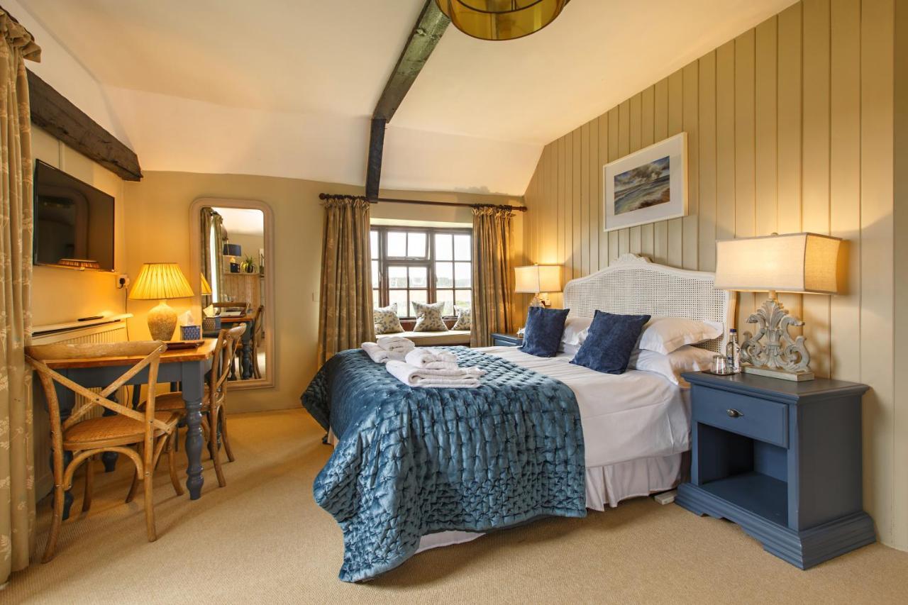 Cley Windmill Bed & Breakfast Холт Стая снимка